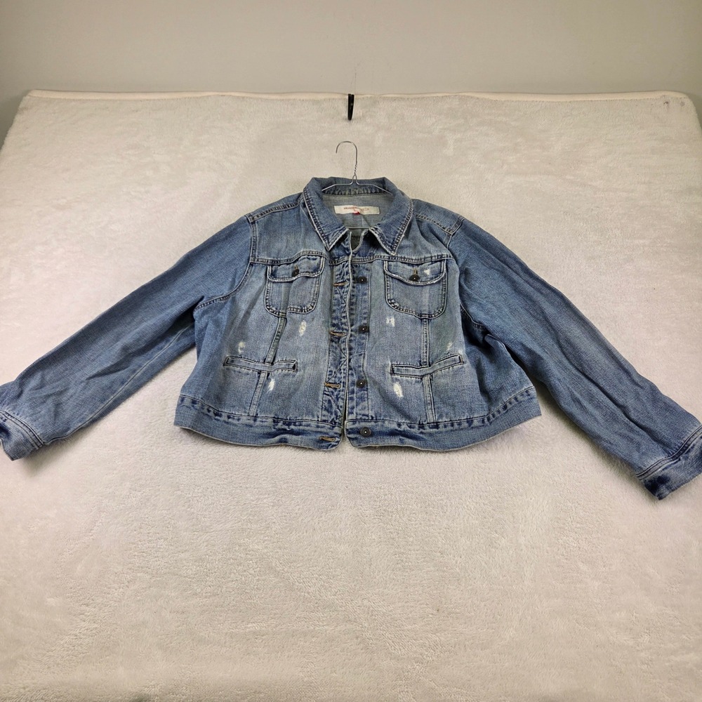 Mossimo Denim Distressed Trucker Jacket Medium Wash Cropped Blue Jean Coat 3517